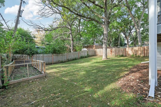 1430 Division Street, Hopkins, MN 55343