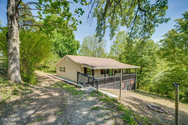 813 Big Hill Road, Pennington Gap, VA 24277