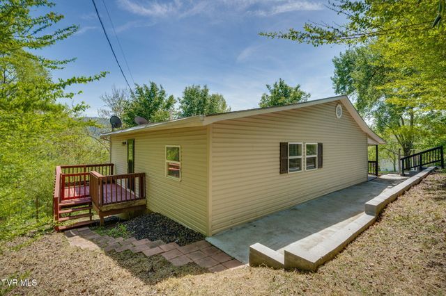 813 Big Hill Road, Pennington Gap, VA 24277