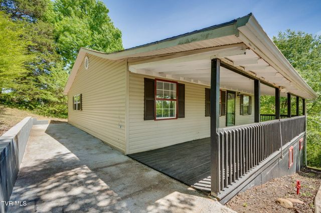 813 Big Hill Road, Pennington Gap, VA 24277