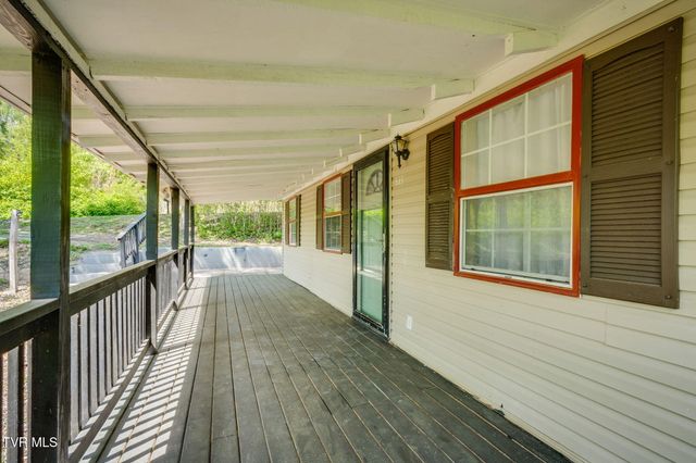 813 Big Hill Road, Pennington Gap, VA 24277