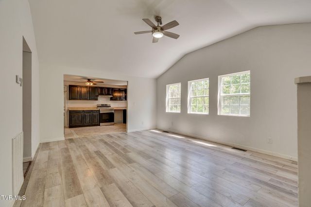 813 Big Hill Road, Pennington Gap, VA 24277