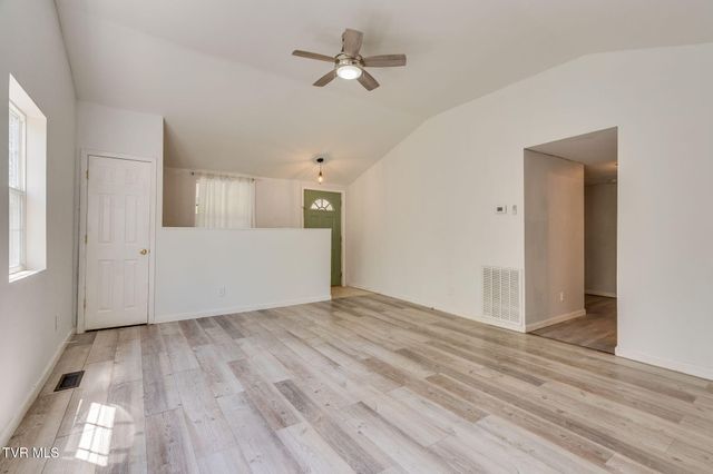 813 Big Hill Road, Pennington Gap, VA 24277