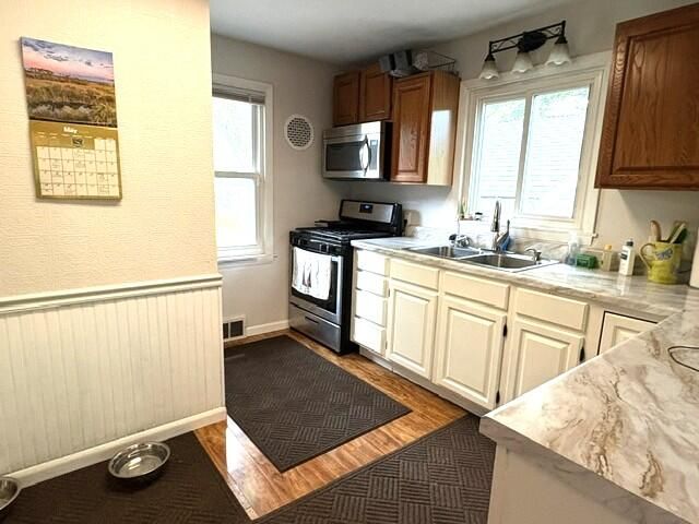 67741 County Road 388, South Haven, MI 49090