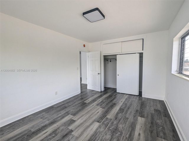 7805 Crespi Blvd 4, Miami Beach, FL 33141