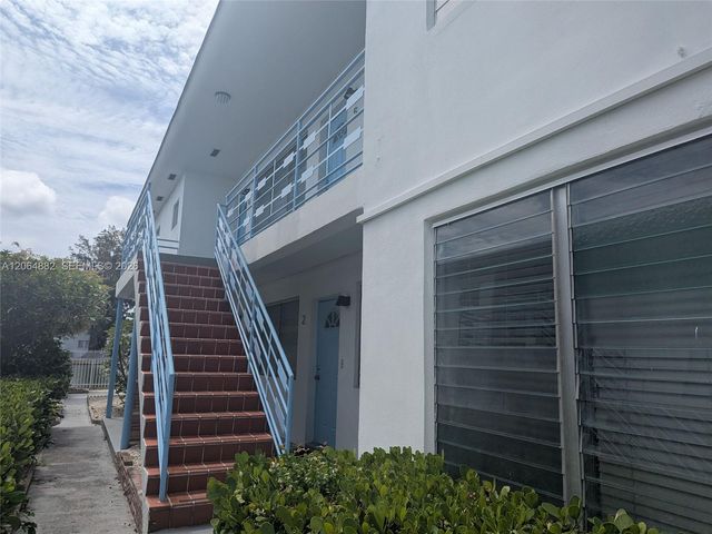7805 Crespi Blvd 4, Miami Beach, FL 33141