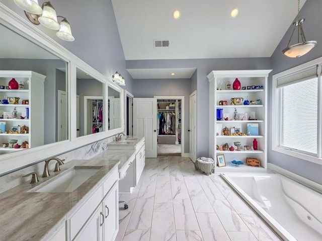 14 Allatoona Estates Drive SE, Acworth, GA 30102