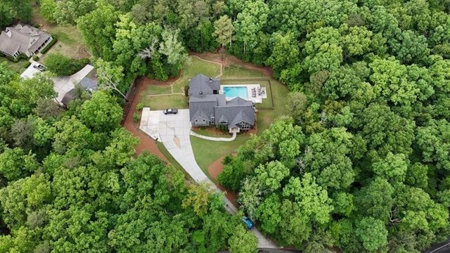 14 Allatoona Estates Drive SE, Acworth, GA 30102