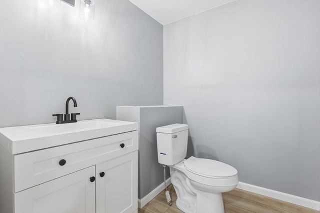 37 Hemlock Dr, Ayer, MA 01432