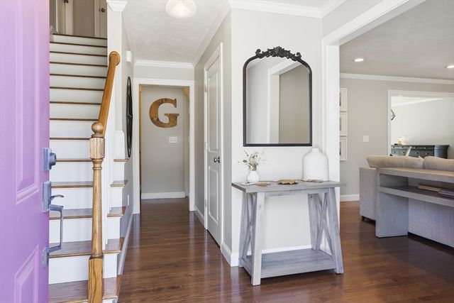 37 Hemlock Dr, Ayer, MA 01432