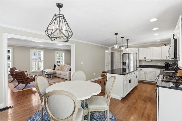 37 Hemlock Dr, Ayer, MA 01432