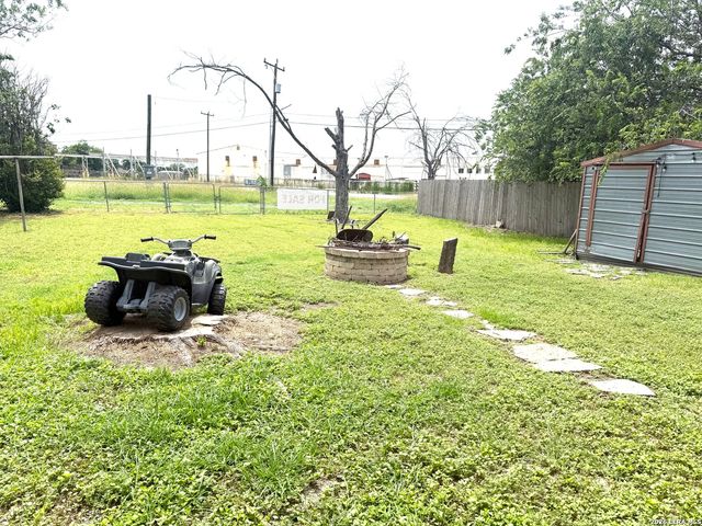202 Michelle, Converse, TX 78109