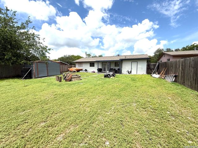 202 Michelle, Converse, TX 78109