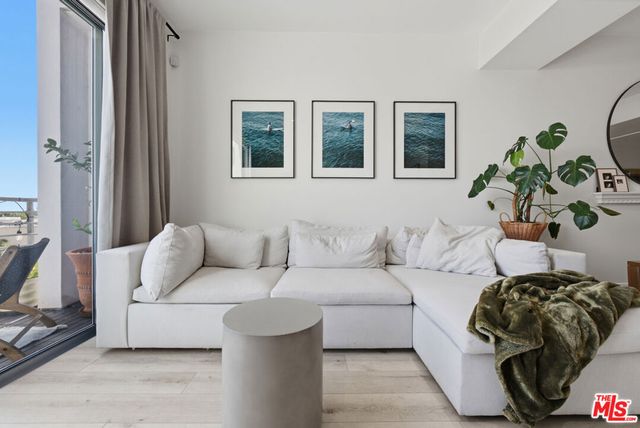 7857 W Manchester Avenue PH2, Playa Del Rey, CA 90293