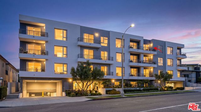 7857 W Manchester Avenue PH2, Playa Del Rey, CA 90293