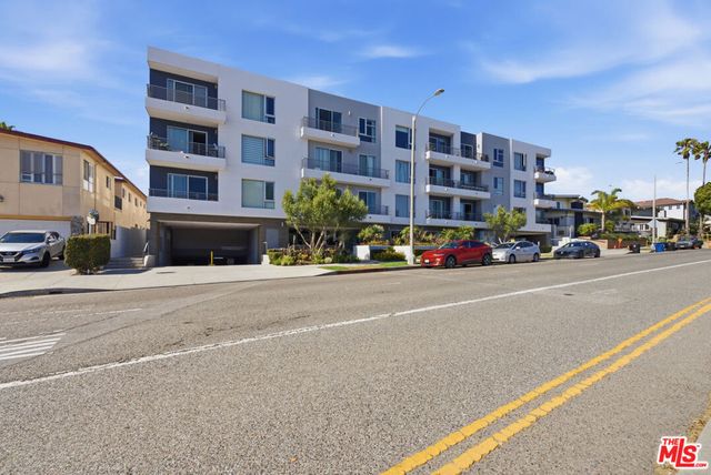 7857 W Manchester Avenue PH2, Playa Del Rey, CA 90293