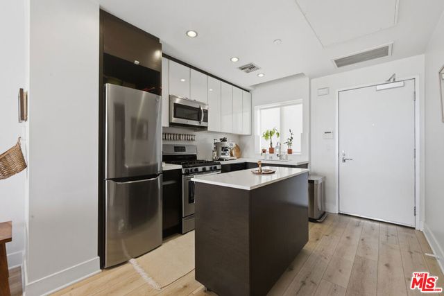7857 W Manchester Avenue PH2, Playa Del Rey, CA 90293
