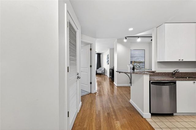 3338 Peachtree Road NE 705, Atlanta, GA 30326