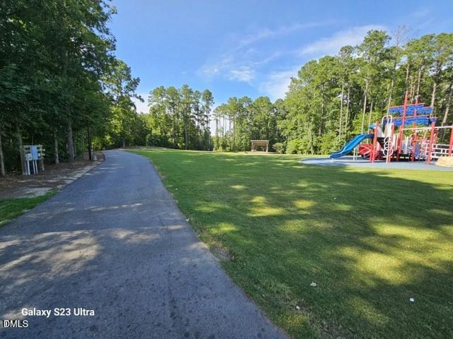 203 Lake Edge Drive, Lillington, NC 27546