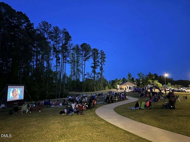 203 Lake Edge Drive, Lillington, NC 27546