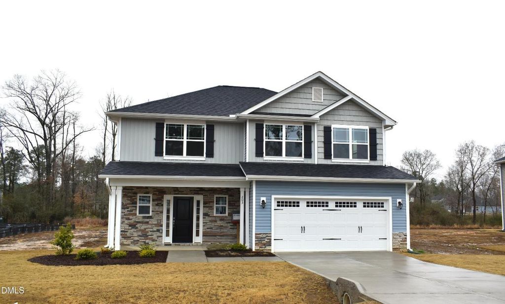 203 Lake Edge Drive, Lillington, NC 27546