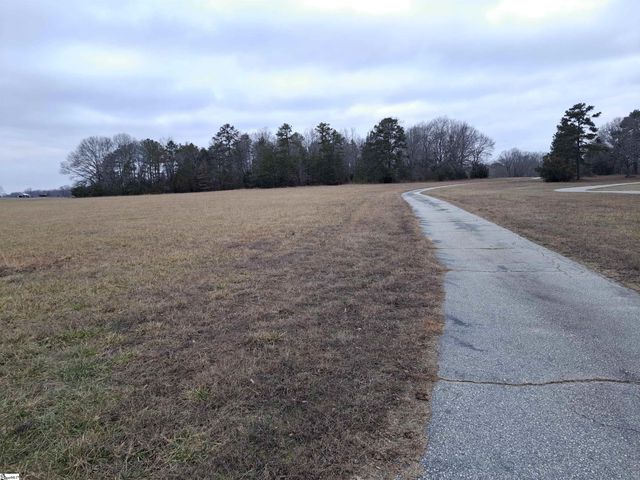 1923 Fairview Road, Fountain Inn, SC 29644