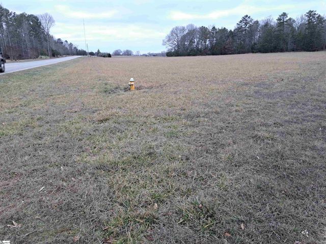 1923 Fairview Road, Fountain Inn, SC 29644