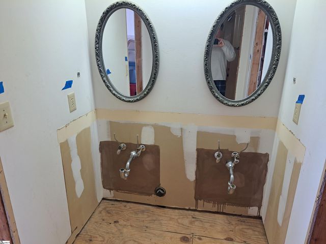 1923 Fairview Road, Fountain Inn, SC 29644