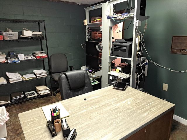 1923 Fairview Road, Fountain Inn, SC 29644