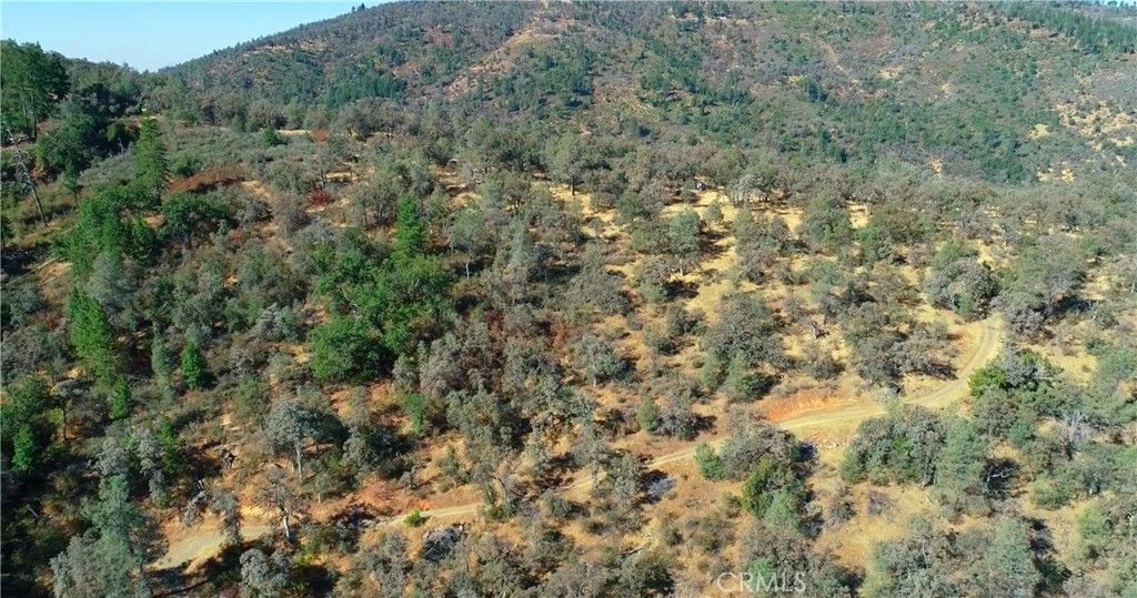 Image 4 of property listing at 5341 Paddy Hill Road, Mariposa, CA 95338