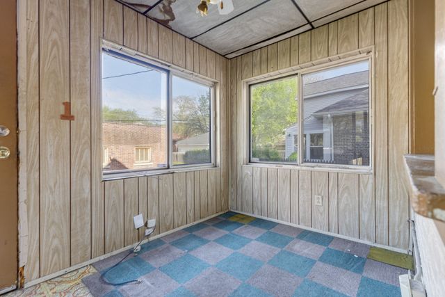 7544 S Ridgeland Avenue, Chicago, IL 60649