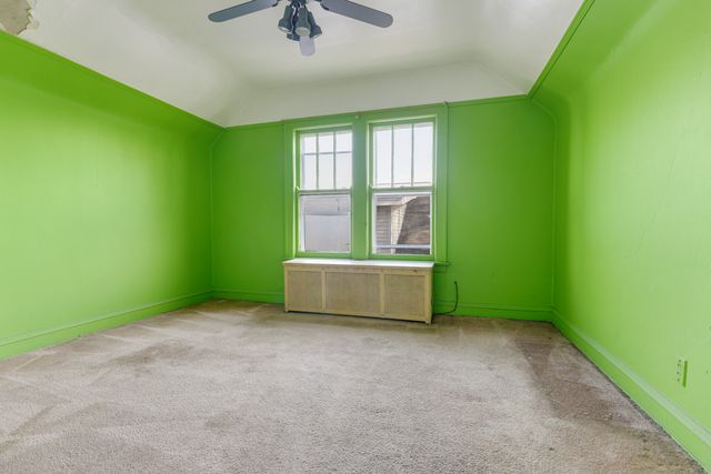 7544 S Ridgeland Avenue, Chicago, IL 60649