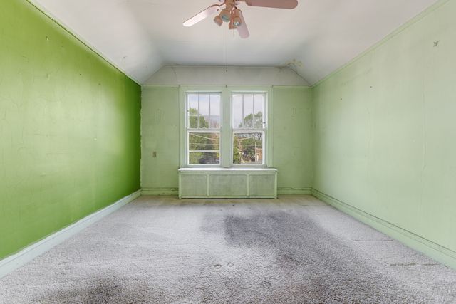 7544 S Ridgeland Avenue, Chicago, IL 60649