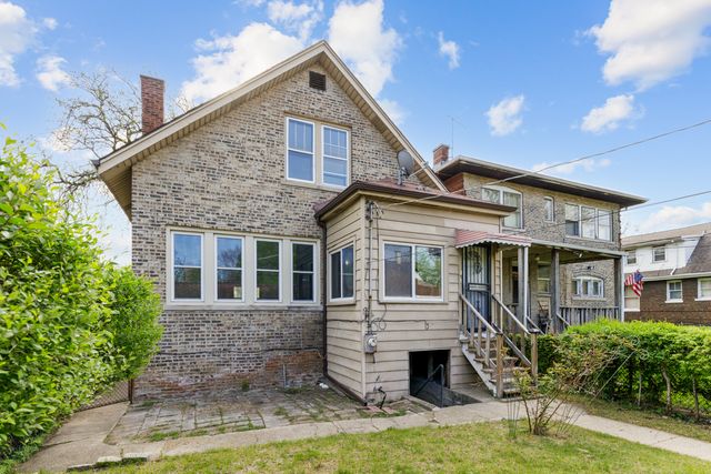 7544 S Ridgeland Avenue, Chicago, IL 60649