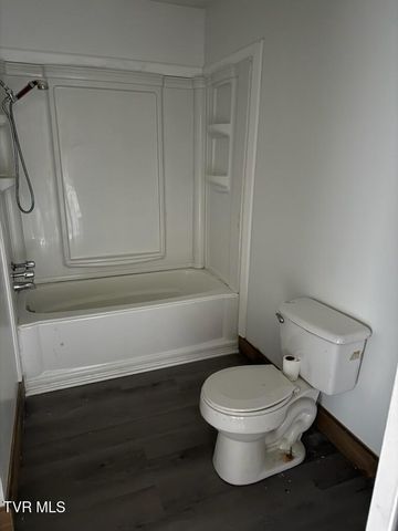 371 Jenkins Hollow Road, Elizabethton, TN 37643