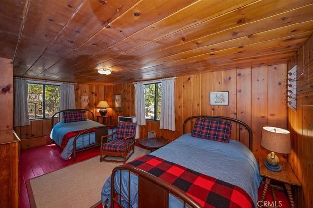260 Burnt Mill, Lake Arrowhead, CA 92352