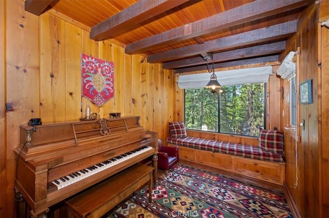 260 Burnt Mill, Lake Arrowhead, CA 92352