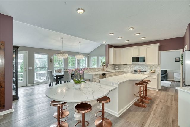 15 Dickinson Crossing, Perinton, NY 14450