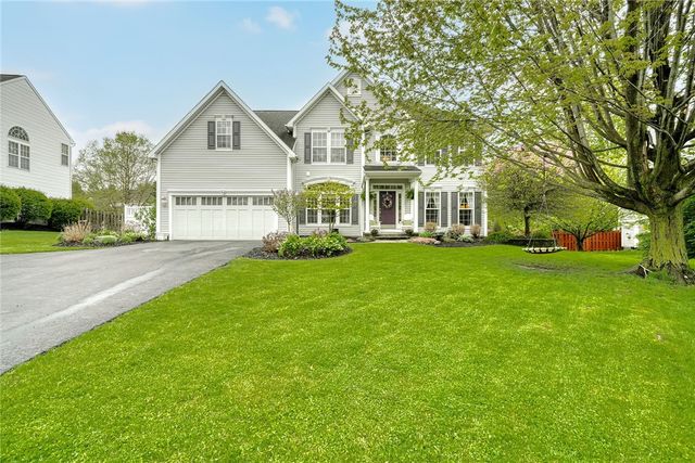15 Dickinson Crossing, Perinton, NY 14450