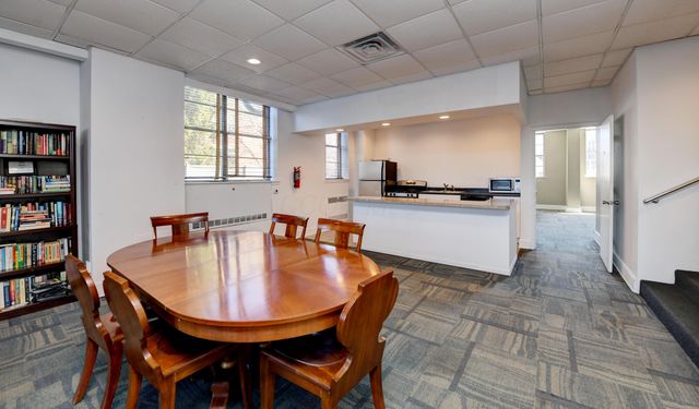 1620 E Broad Street, 408, Columbus, OH 43203