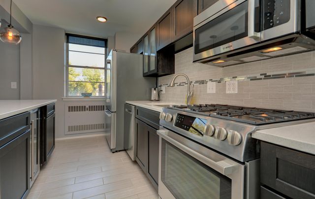 1620 E Broad Street, 408, Columbus, OH 43203