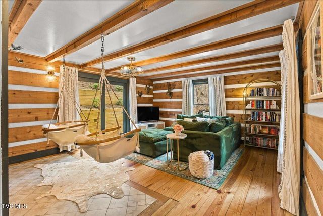 1444 Rich Mountain Road, Zionville, NC 28698