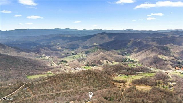 1444 Rich Mountain Road, Zionville, NC 28698