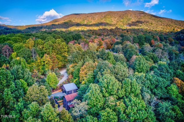 1444 Rich Mountain Road, Zionville, NC 28698