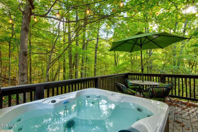 1444 Rich Mountain Road, Zionville, NC 28698