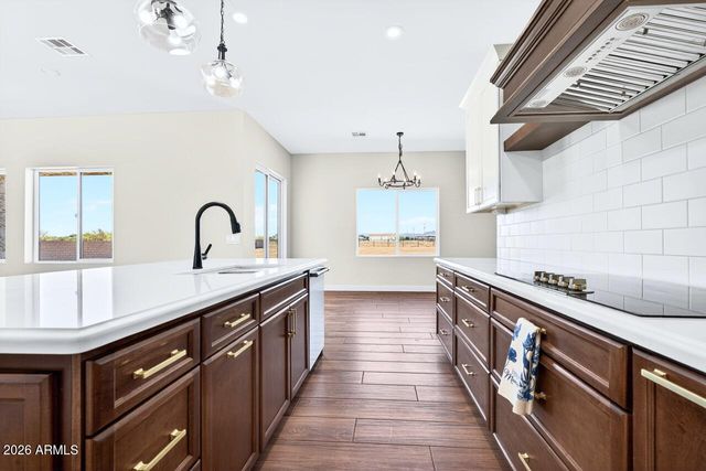 22606 W Laura Street, Wittmann, AZ 85361