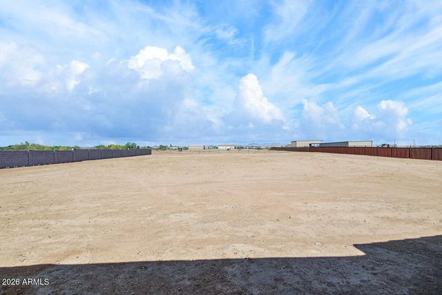 22606 W Laura Street, Wittmann, AZ 85361