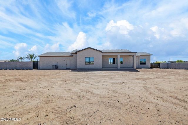 22606 W Laura Street, Wittmann, AZ 85361