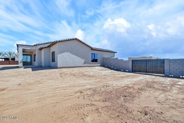 22606 W Laura Street, Wittmann, AZ 85361
