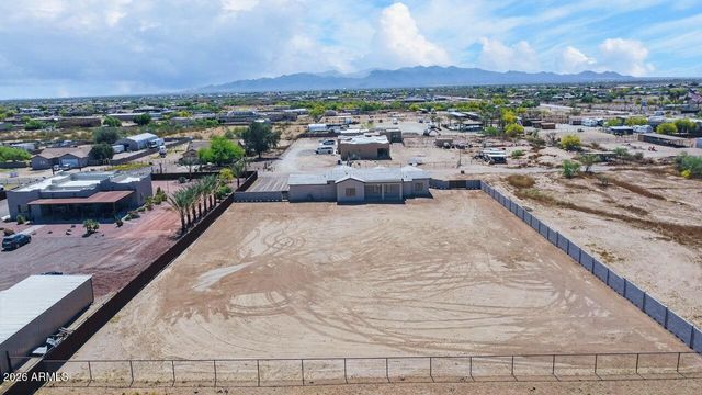 22606 W Laura Street, Wittmann, AZ 85361